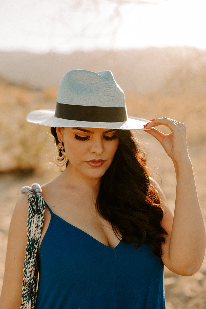 the city hat: Dezi
