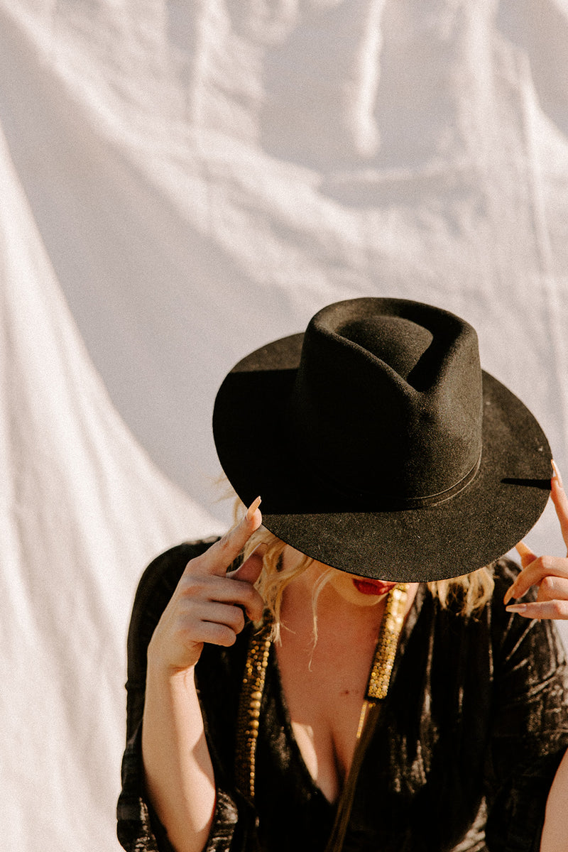 Ecuadorian artisan-made Aura wool hat with adjustable band for the perfect fit