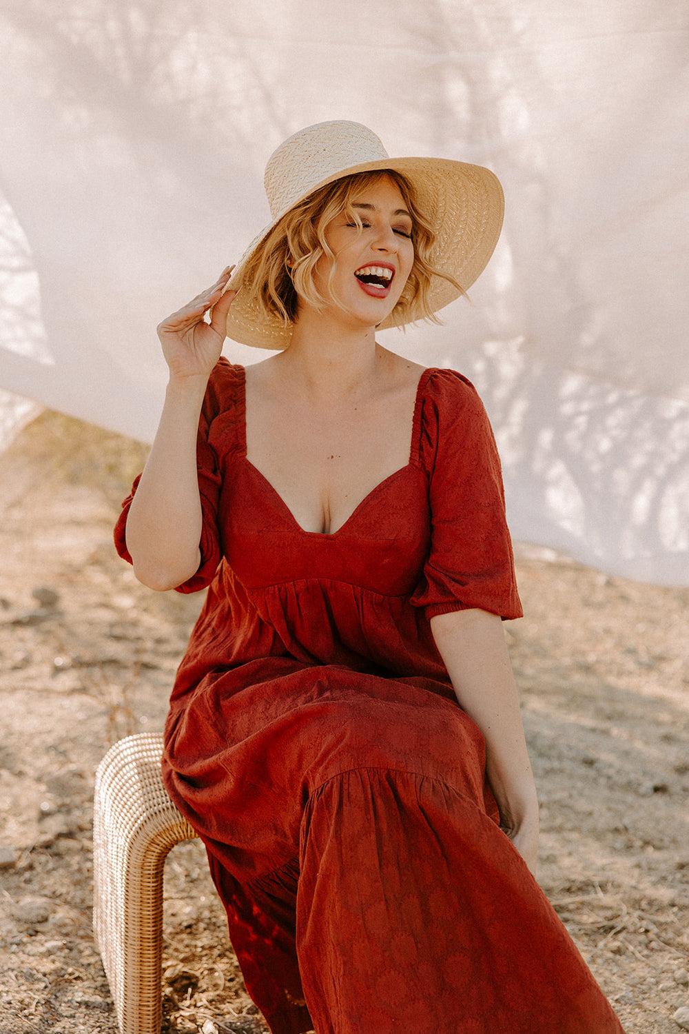 Bucket Hat: Style Icon Alicia – Sol Authentica